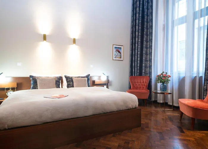 Amethyst - Kadar Apartment