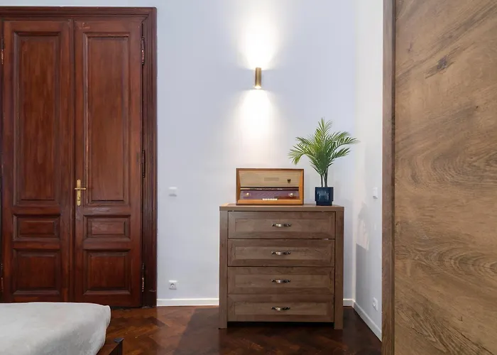 Amethyst - Kadar Apartment *